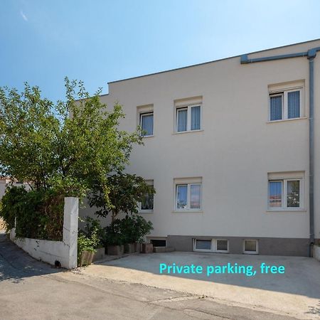Apartments Near Beach Babic 스플리트 외부 사진